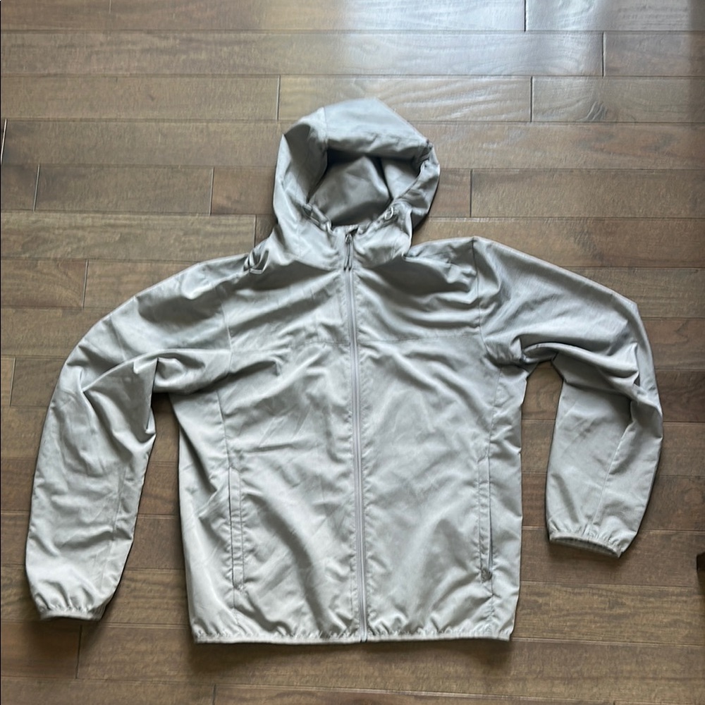 Uniqlo Men's Gray Windbreaker Jacket